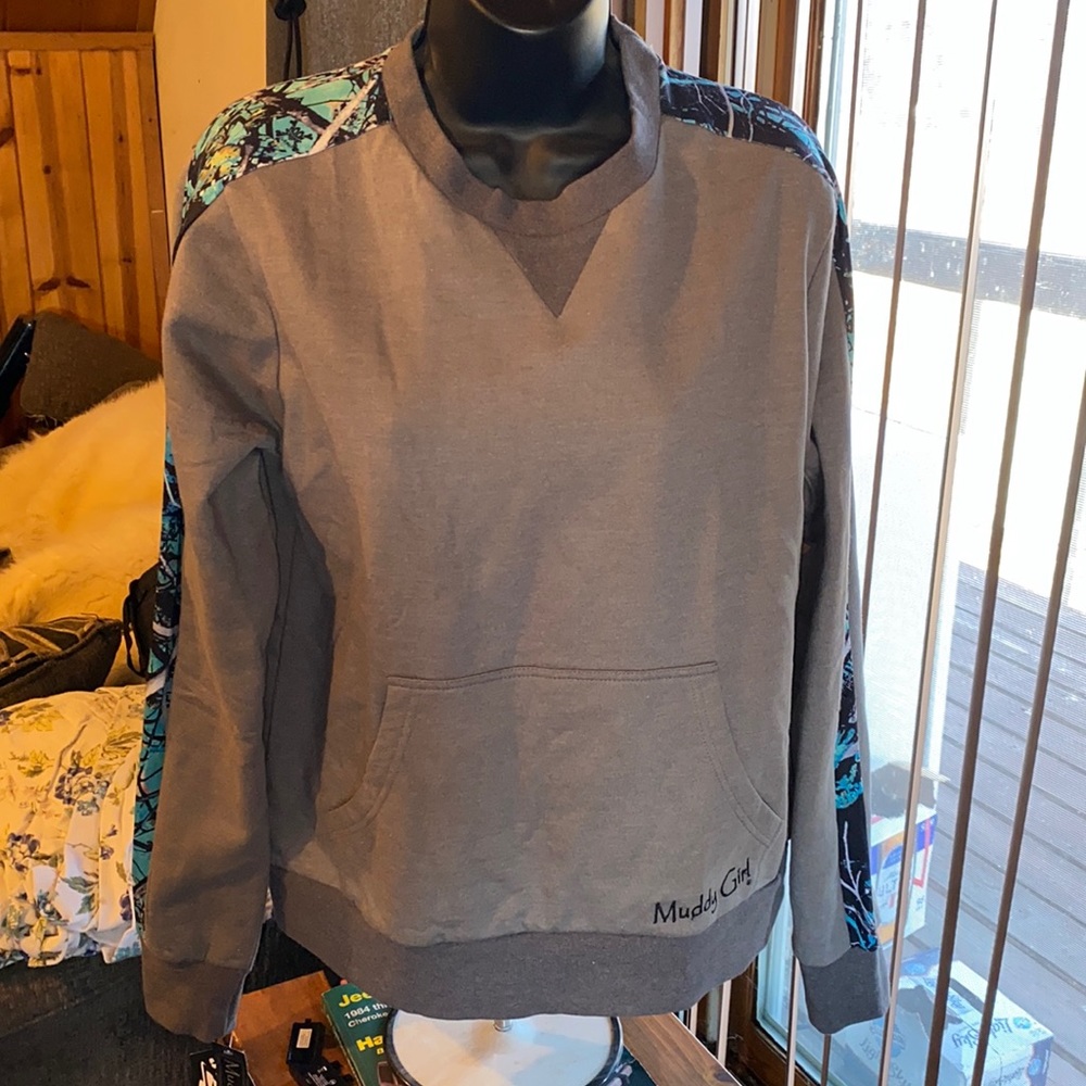 Muddy girl camo sweathshirt